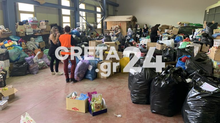 Ηράκλειο: Στολή αστροναύτη, νυφικό και… άπλυτα εσώρουχα για τους σεισμόπληκτους