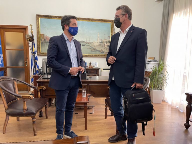 Με τον Ευρωβουλευτή Κωνσταντίνο Αρβανίτη συναντήθηκε ο δήμαρχος Χανίων