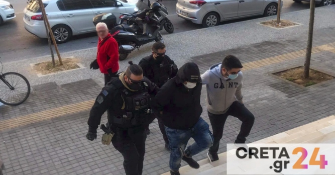 Επίθεση κατά μελών της ΚΝΕ: Ελεύθερος ο 30χρονος ακροδεξιός – Αναβλήθηκε η δίκη