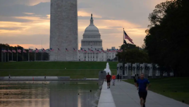 ΗΠΑ: Η Γερουσία ενέκρινε νομοσχέδιο που αποτρέπει την κήρυξη στάσης πληρωμών… ως τον Δεκέμβριο