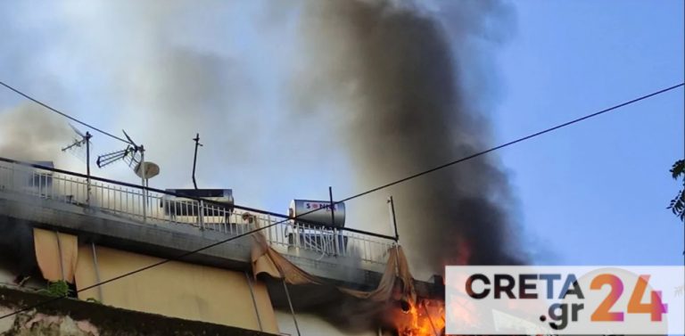 Φωτιά σε πολυκατοικία – Εκκενώθηκαν όλα τα διαμερίσματα