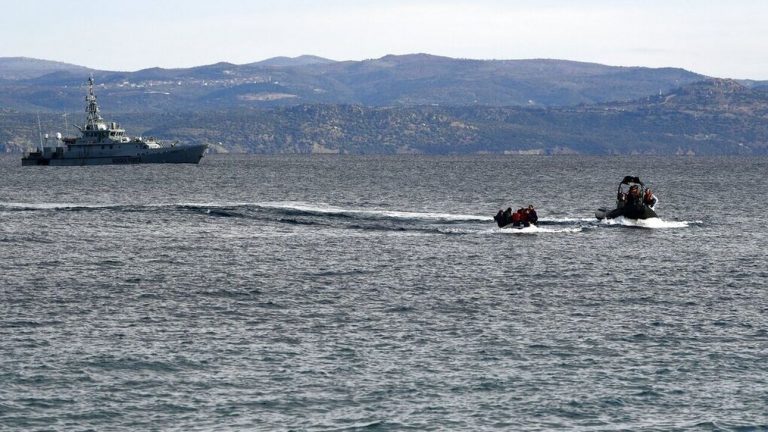 Πάρος: Νέο ναυάγιο με δεκάδες μετανάστες – Δύο νεκροί και 57 διασωθέντες