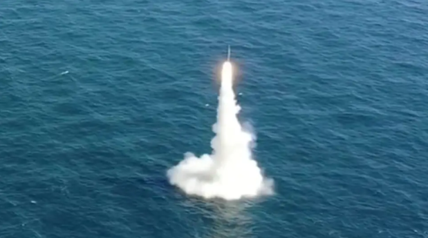 Η Βόρεια Κορέα εκτόξευσε δυο πυραύλους άγνωστου τύπου προς την κατεύθυνση της Θάλασσας της Κορέας