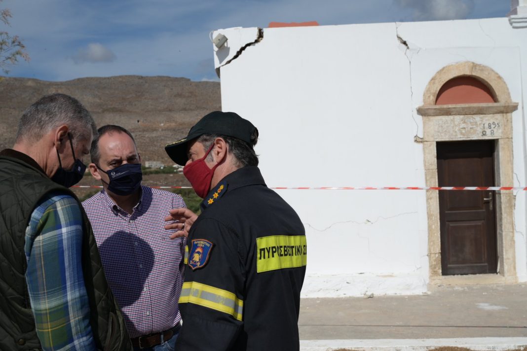 Σεισμός: Στο Λασίθι ο Γ. Πλακιωτάκης – Εφοπλιστής αναλαμβάνει την αποκατάσταση της εκκλησίας που κατέρρευσε