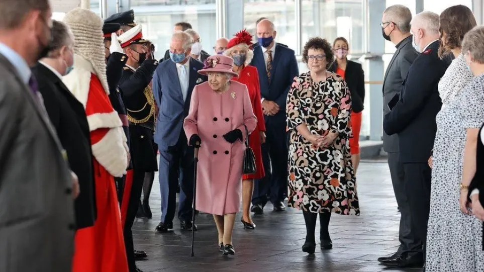 Βασίλισσα Ελισάβετ: Ανησυχία για την υγεία της – Ακύρωσε επίσκεψη στη Βόρεια Ιρλανδία