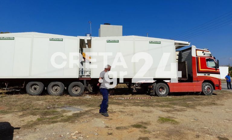 Έφτασαν στο Γυμνάσιο Αρκαλοχωρίου οι πρώτες λυόμενες αίθουσες