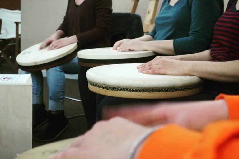 «Η τέχνη του ρυθμού στην εκπαίδευση»: Σεμινάρια ρυθμού και κρουστών στην Κρήτη