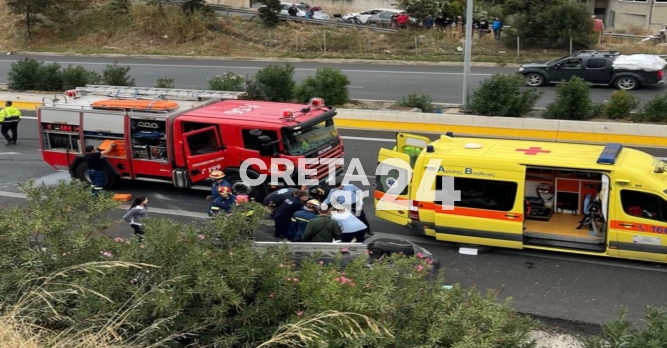 Ηράκλειο: Συναγερμός σε ΕΚΑΒ και Πυροσβεστική για εγκλωβισμένο άτομο μετά από τροχαίο (εικόνες – βίντεο)