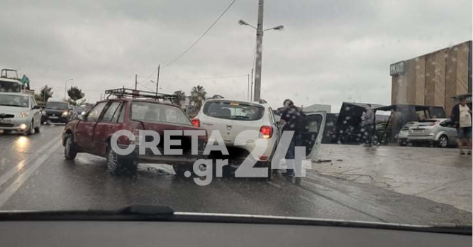 Κρήτη: Το τροχαίο προκάλεσε κυκλοφοριακό κομφούζιο