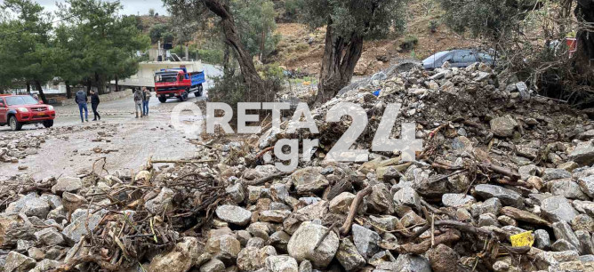 Δύσκολη νύχτα στα Βορίζια – Τα 2 μέτρα έφτασε το ύψος του νερού