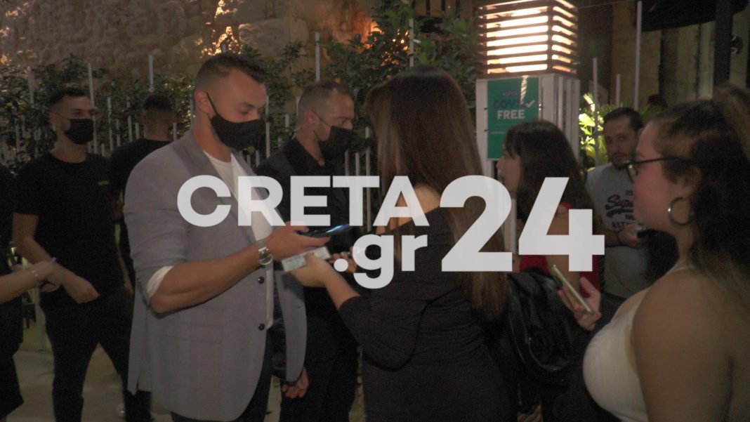 Κρήτη: Πρώτο βράδυ «ελευθερίας» για τους πλήρως εμβολιασμένους (εικόνες)