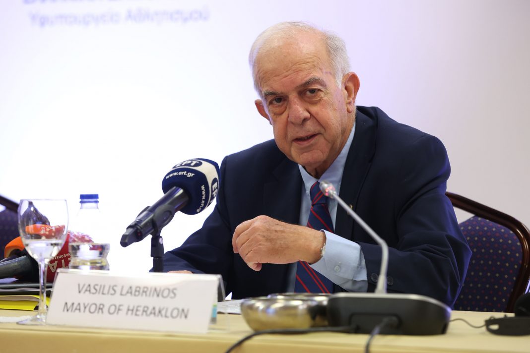 Β. Λαμπρινός: «Θα δείξουμε το καλύτερο πρόσωπο της Κρήτης»