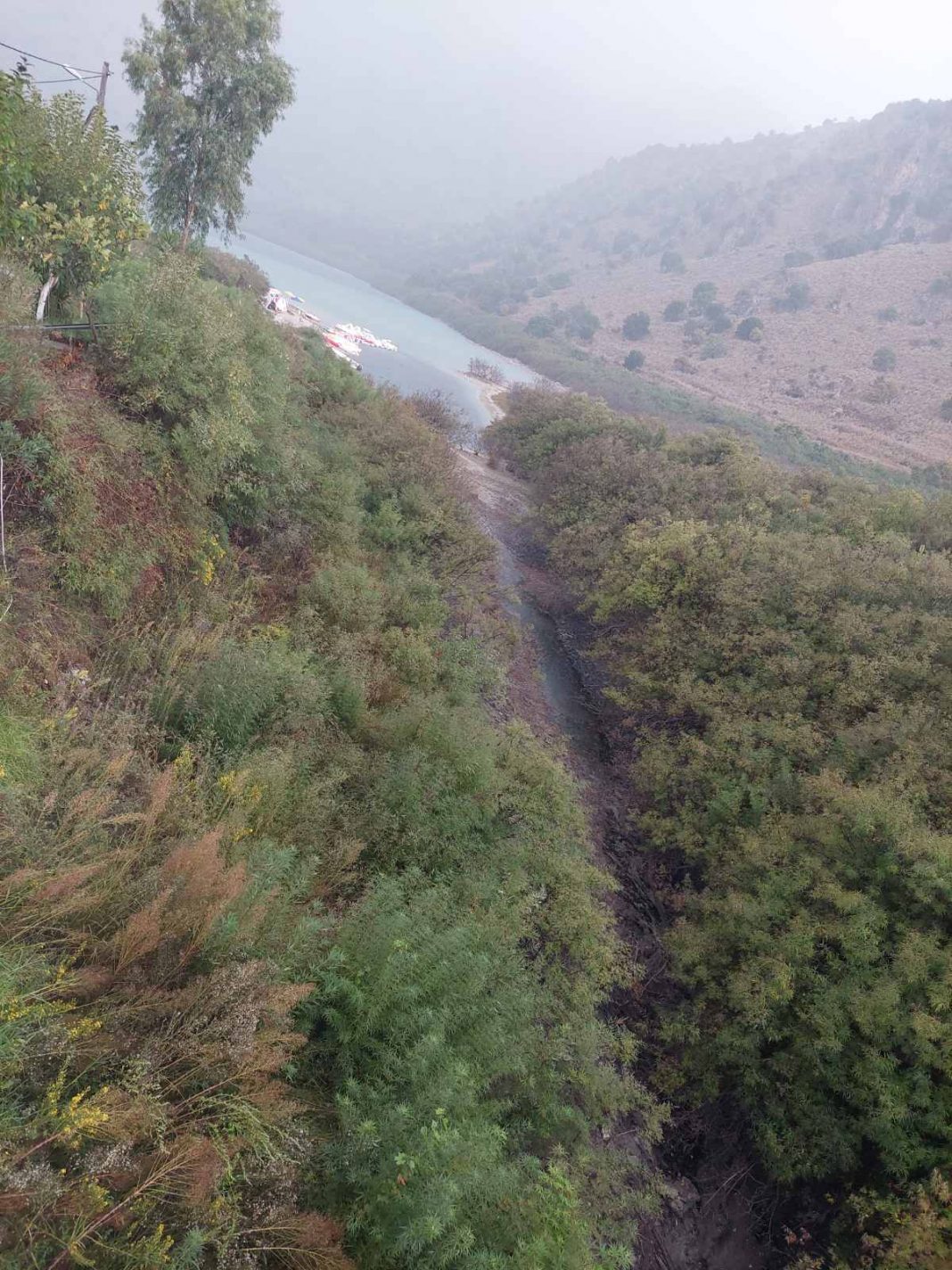 Σύσκεψη για το γεωλογικό φαινόμενο που σήμανε συναγερμό για τη λίμνη Κουρνά