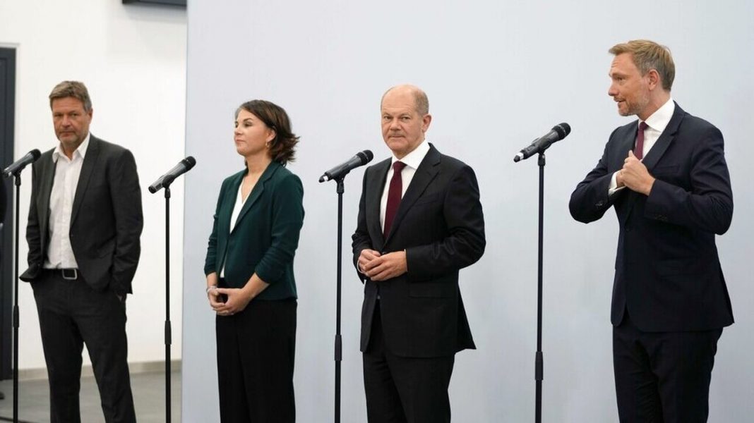 Γερμανία: Παρουσιάζουν σήμερα τη συμφωνία για σχηματισμό κυβέρνησης τα κόμματα SPD, Πράσινοι και FDP