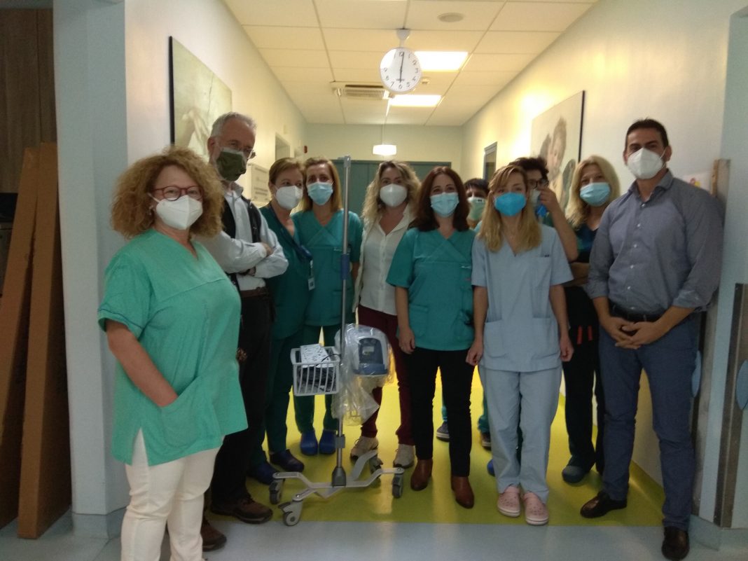 Ηράκλειο: Παράδοση μηχανημάτων στην ΜΕΘ Παίδων του ΠΑΓΝΗ από την 7η ΥΠΕ