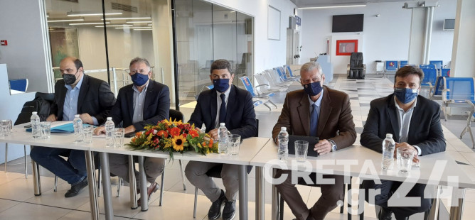 Στο Ηράκλειο κυβερνητικό κλιμάκιο – Απολογισμός για την υποστήριξη των σεισμόπληκτων
