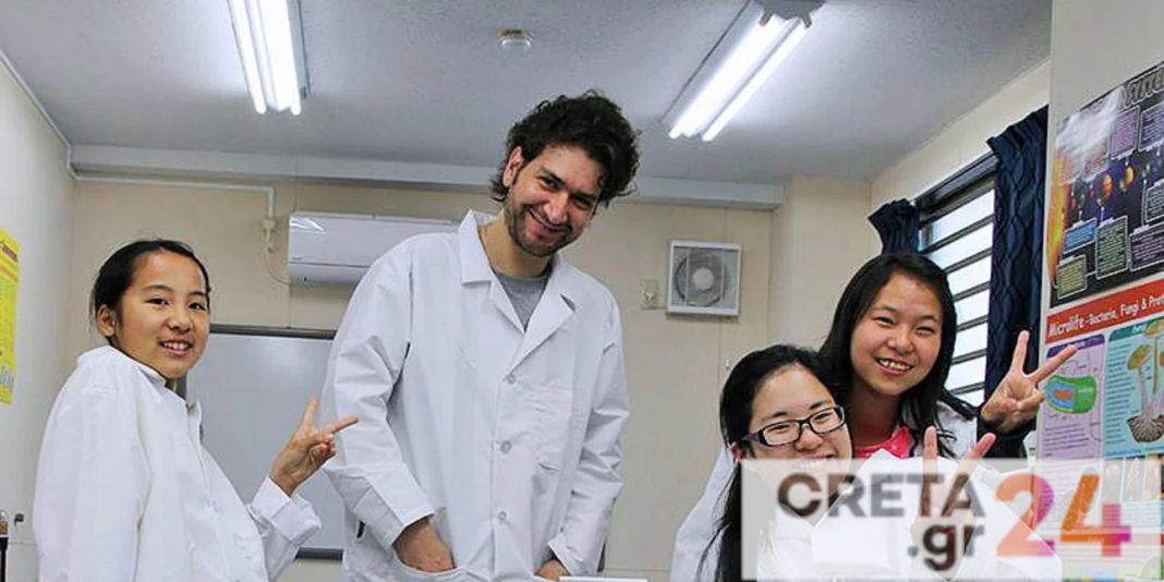 Τι συνδέει τον viral εκπαιδευτικό στην Ιαπωνία με την Κρήτη