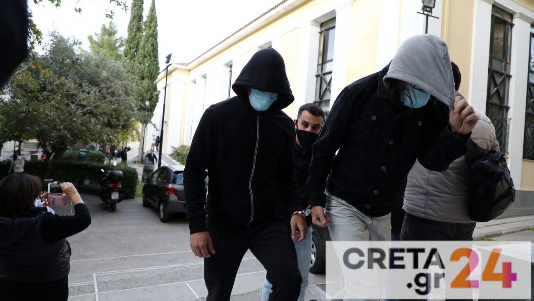 Τράπερ για την αιματηρή συμπλοκή: Μετανιώνω, ντρέπομαι που βρίσκομαι εδώ κ. Εισαγγελέα