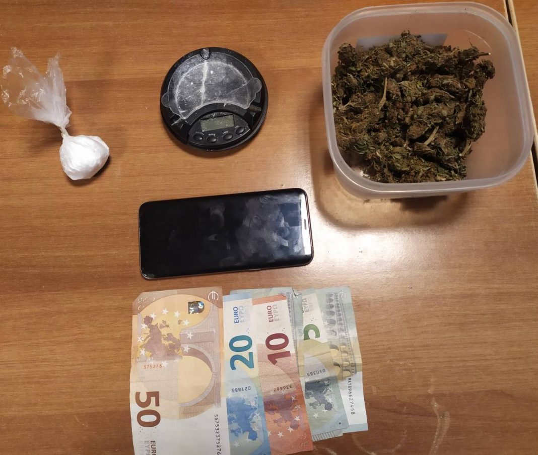 Ηράκλειο: Κοκαΐνη, κάνναβη και ζυγαριά ακριβείας του «πέρασαν» χειροππέδες