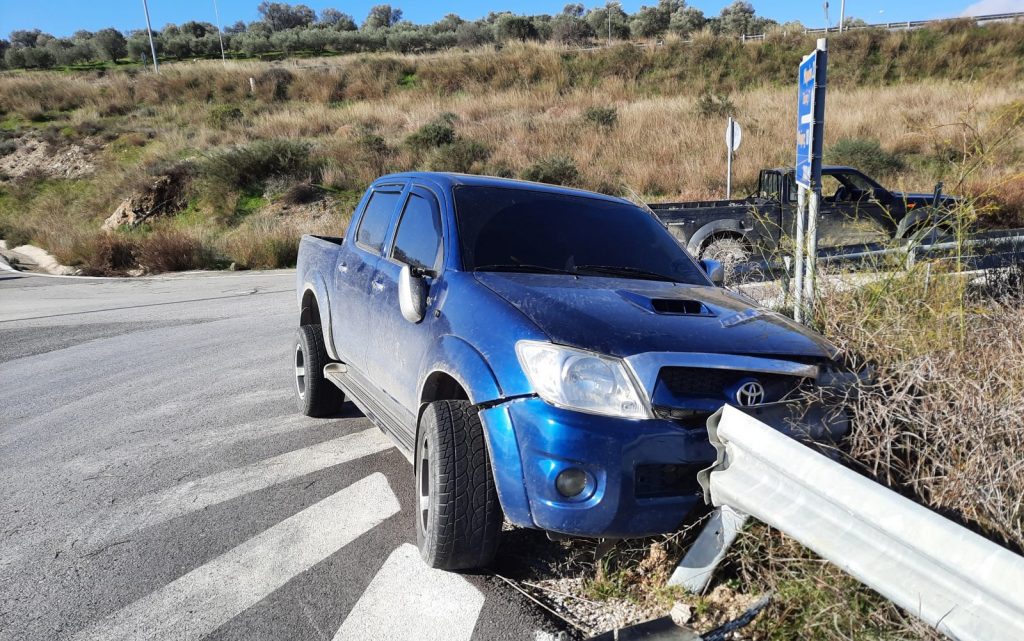 Ηράκλειο: Αυτοκίνητο «καρφώθηκε» στις μπάρες