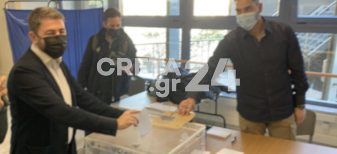 Εκλογές ΚΙΝΑΛ: Στο Ηράκλειο ψήφισε ο Νίκος Ανδρουλάκης