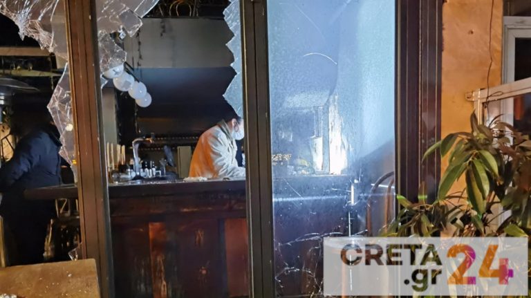 Μεζεδοπωλείο τυλίχθηκε στις φλόγες