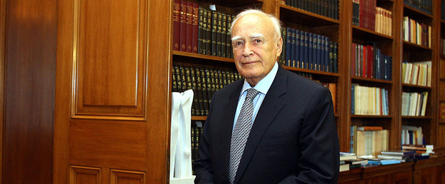 Ο Στ. Αρναουτάκης για τον θάνατο του Κάρολου Παπούλια