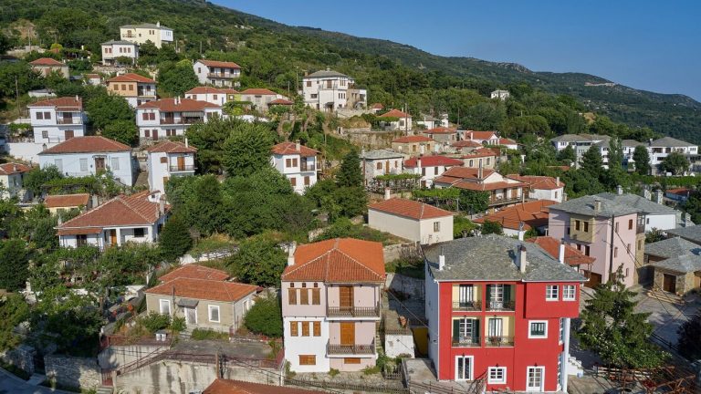 Στο 85% – 90% η πληρότητα για το τριήμερο της Πρωτοχρονιάς – Οι δημοφιλείς προορισμοί