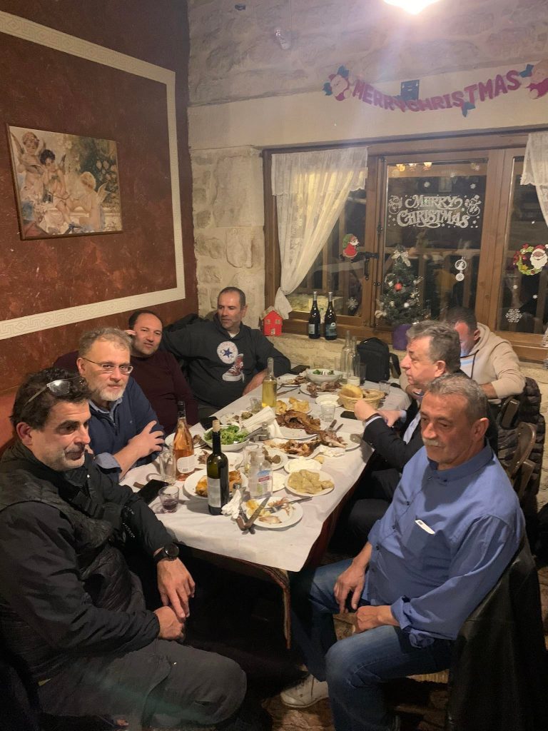 Εορταστικό τραπέζι στον Γιούχτα (εικόνες)