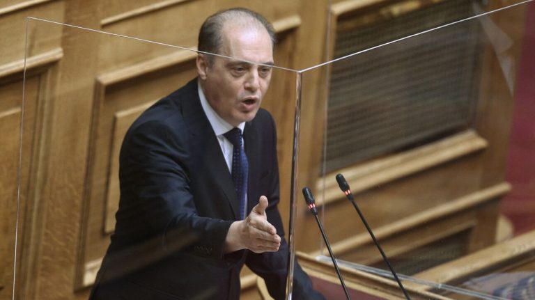 Προϋπολογισμός 2022 – Εκλογές ζήτησε ο Βελόπουλος: Θα αποσύρω τις επιχειρήσεις μου στο εξωτερικό