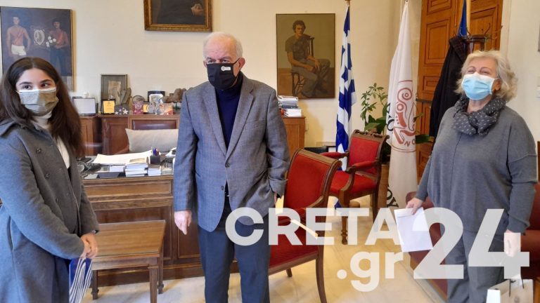 Ηράκλειο: Συγκίνηση για τη μαθήτρια που διακρίθηκε σε παγκόσμιο διαγωνισμό λογοτεχνίας