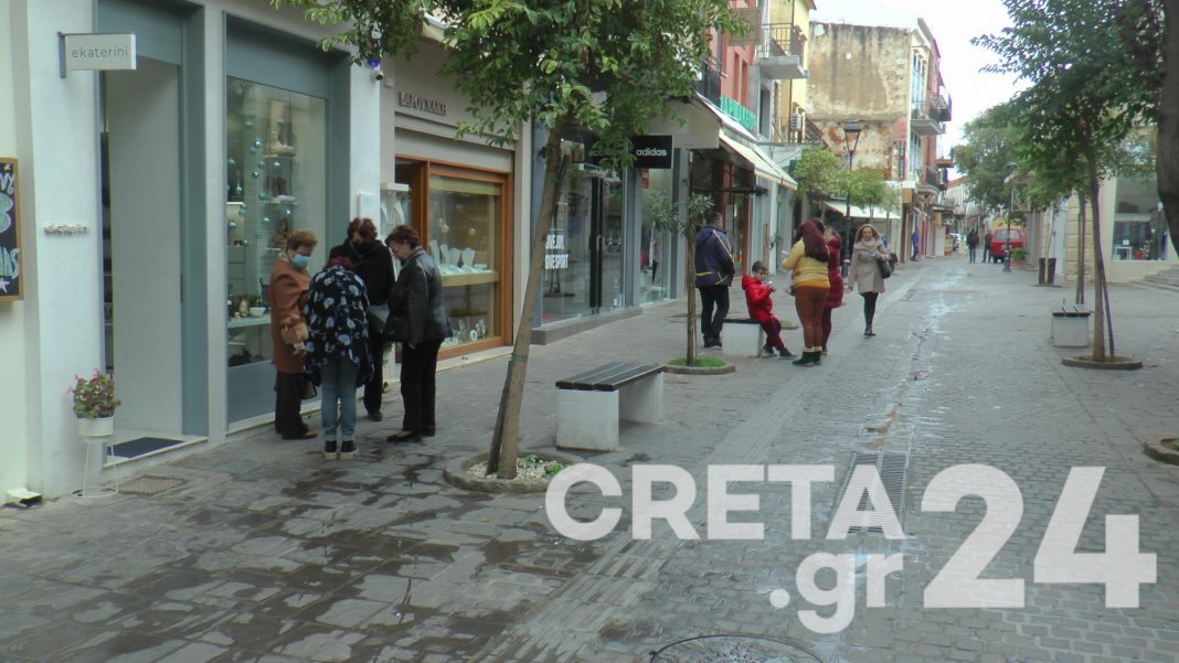 Κρήτη: Υποτονική η κίνηση στα καταστήματα – Έκκληση για στήριξη της τοπικής αγοράς (εικόνες)