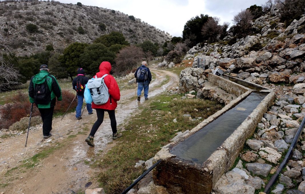 Αντικατάσταση δικτύου Ύδρευσης στο Μέσα Λασίθι