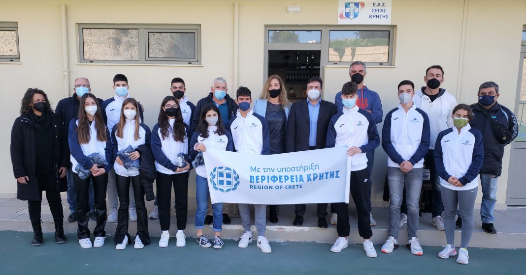Στηρίζουν τους επιλεγμένους αθλητές και αθλήτριες του στίβου στη Κρήτη