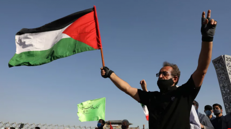 Δεκάδες Παλαιστίνιοι τραυματίστηκαν σε συγκρούσεις με ισραηλινούς στρατιώτες