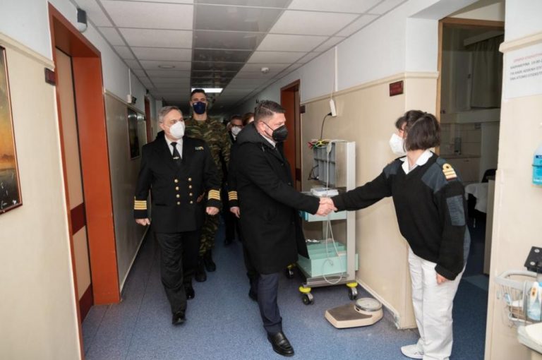 Στα Χανιά και τη Γαύδο ο Νίκος Χαρδαλιάς