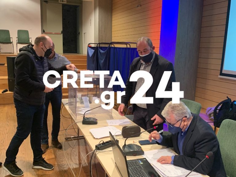 Ξανά πρόεδρος του Δημοτικού Συμβουλίου Ηρακλείου ο Πασπάτης