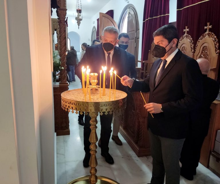 Από την μία άκρη του Ηρακλείου ως την… άλλη ο Λ. Αυγενάκης για τα Θεοφάνεια! (εικόνες)