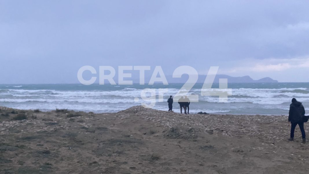 Ηράκλειο: Η ανακοίνωση του Λιμενικού για το πτώμα που βρέθηκε στην παραλία – Που στρέφονται οι έρευνες