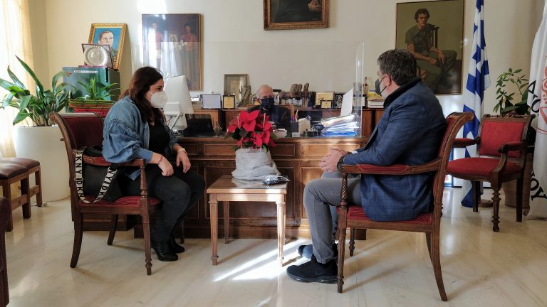 Συνάντηση στη Λότζια για την προώθηση της κρητικής σταφίδας στα σχολεία