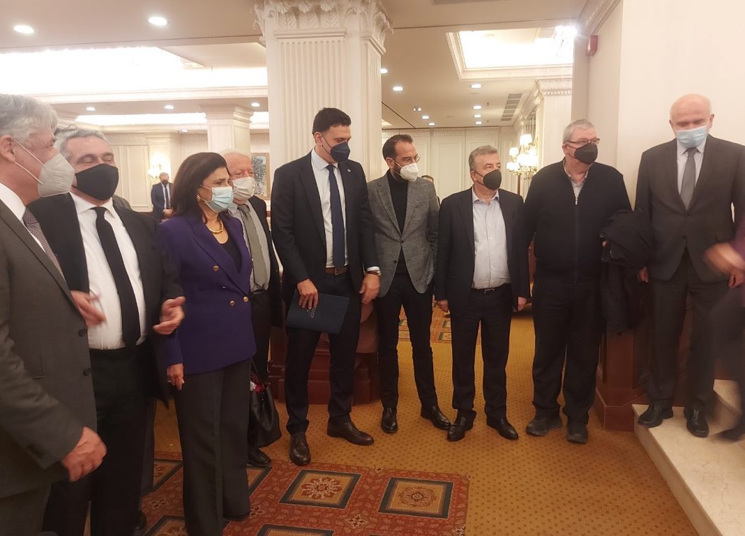 Στο Περιφερειακό Συμβούλιο Τουρισμού ο Στ. Αρναουτάκης