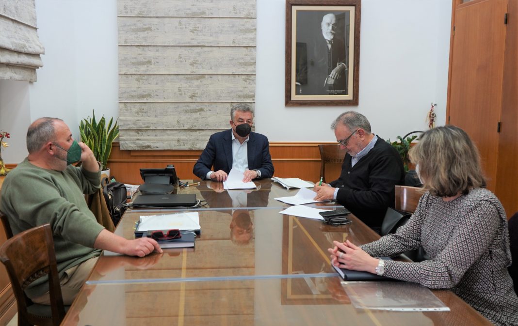 Υπεγράφη η σύμβαση για την συντήρηση της νέας και παλιάς Εθνικής οδού
