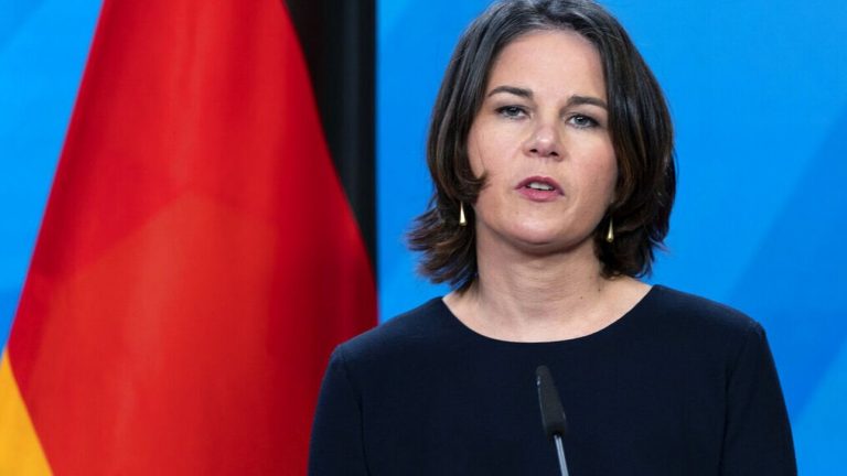 «Πράσινο φως» από το Βερολίνο για αποκλεισμό της Ρωσίας από το σύστημα SWIFT