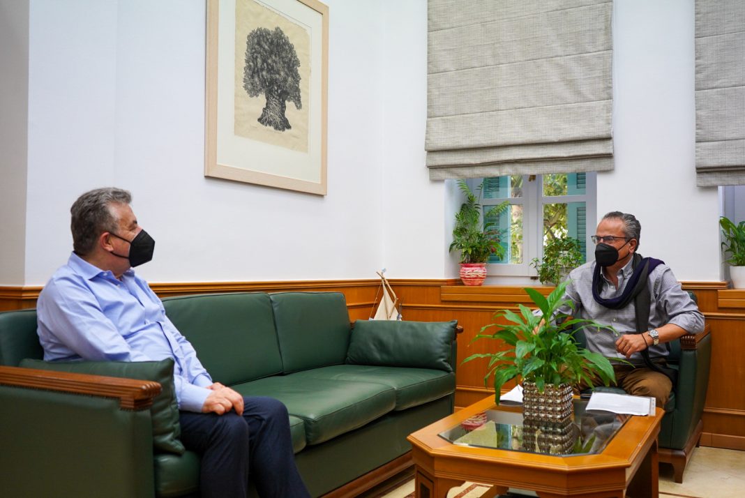 Με τον Δήμαρχο Πλατανιά συναντήθηκε ο Περιφερειάρχης