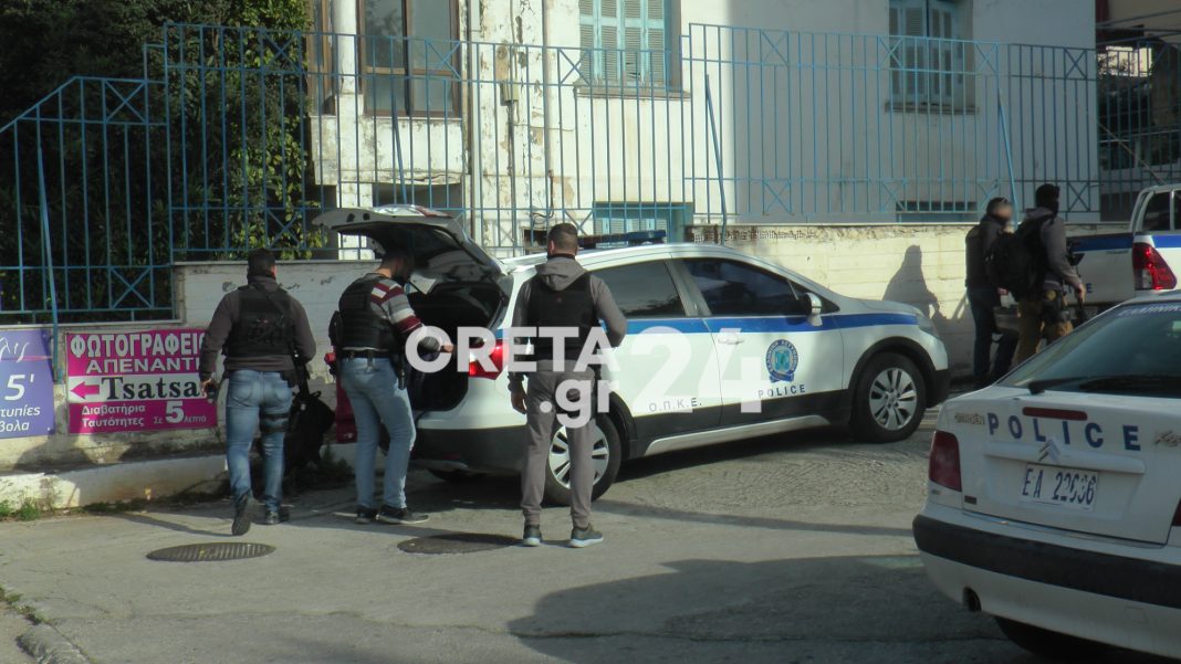 Κρήτη: Σε διαθεσιμότητα τρεις αστυνομικοί μετά την απόδραση των πέντε κρατουμένων