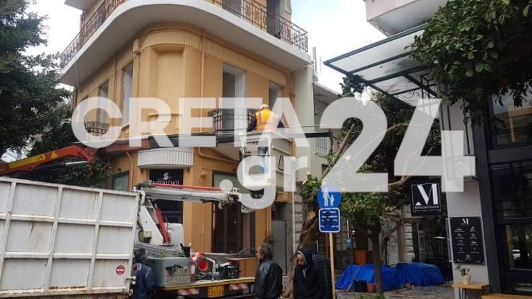 Ηράκλειο: Δέντρο έπεσε σε καφετέρια – Αναστάτωση στο κέντρο