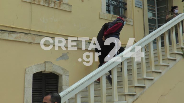 Κρήτη: Στον εισαγγελέα οι τρεις από τους πέντε δραπέτες του Αστυνομικού Μεγάρου