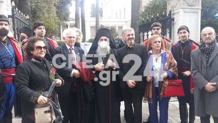 Στο Προεδρικό Μέγαρο για την τελετή διαβεβαίωσης o νέος Αρχιεπίσκοπος Κρήτης