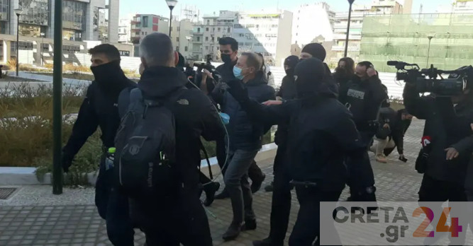 Δημήτρης Λιγνάδης: Διακόπηκε η δίκη – Πότε θα συνεχιστεί