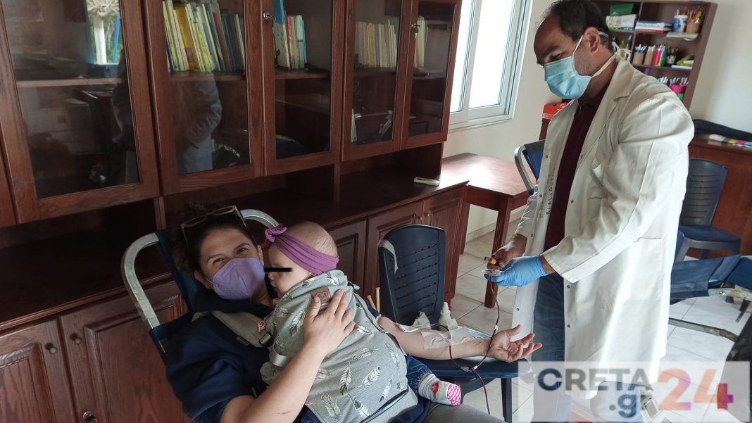 Ηράκλειο: Πρόσφερε «ζωή» αγκαλιά με την μικρή της κορούλα